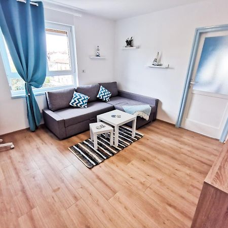 Sea Star Apartment Pula Exterior photo