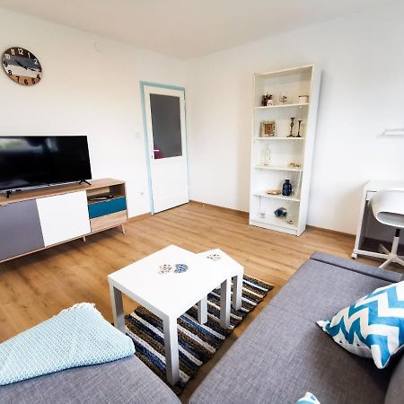 Sea Star Apartment Pula Exterior photo